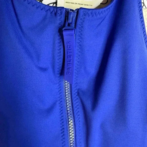 Fabletics High Tide Zip-Front Swim Top size medium - Picture 5 of 5